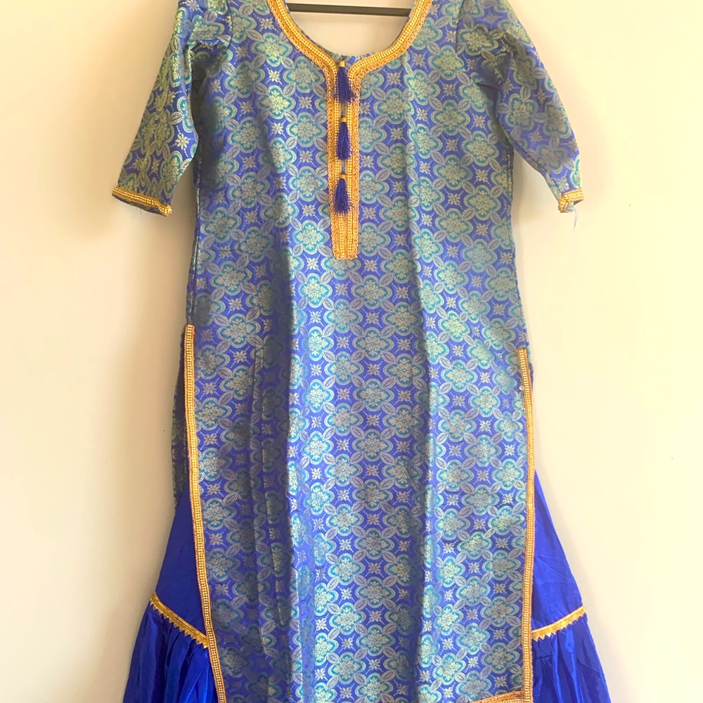 Brocade banarsi suit with plazo!!